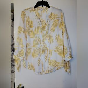 41 Hawthorn White and Tan Leaf Print Blouse
